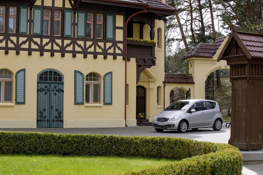  Mercedes-Benz A-Class 5-Door 2009 года  (фото 37 из 114)